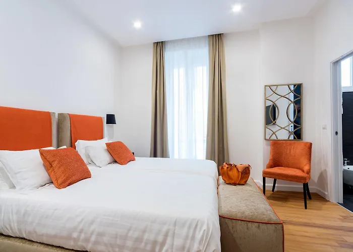900 Piazza Del Popolo Bed & Breakfast