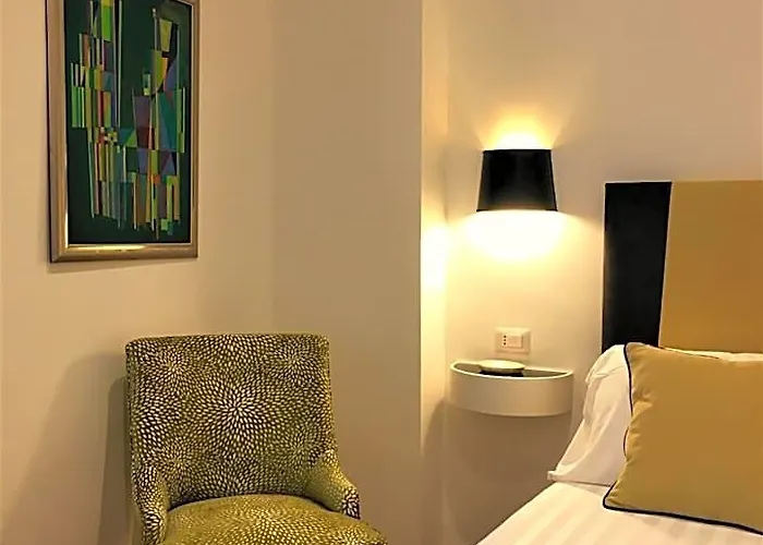 900 Piazza Del Popolo Bed & Breakfast