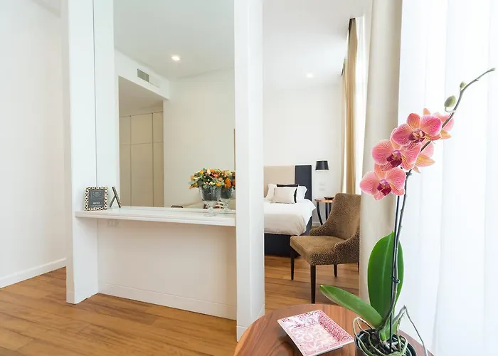 900 Piazza Del Popolo Bed & Breakfast 4*