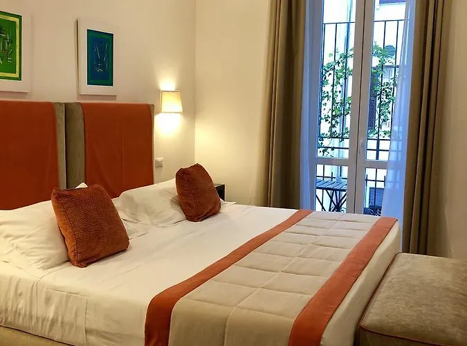 900 Piazza Del Popolo Bed & Breakfast
